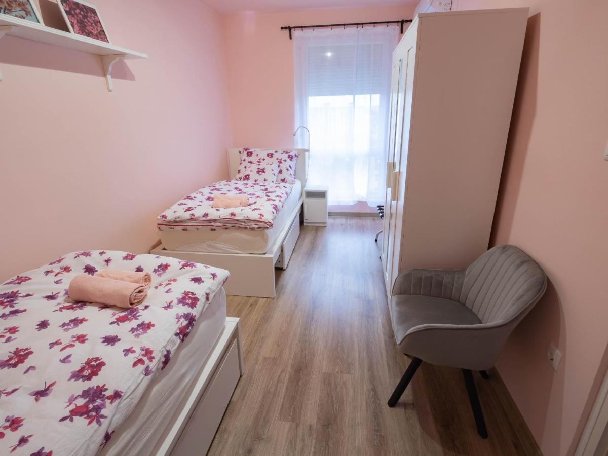 Pajger Apartman Egyetemvaros Peçuy Dış mekan fotoğraf